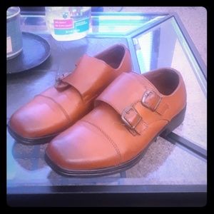 Youth boys dress shoes